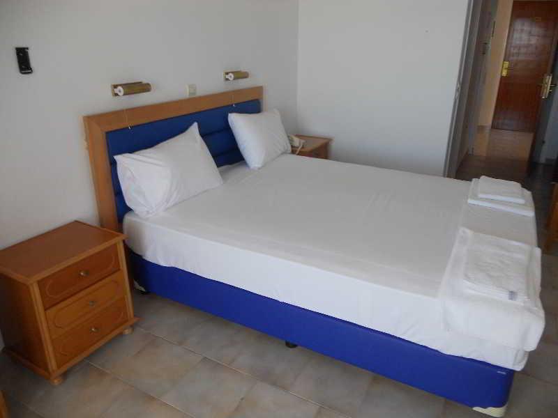 Mediterranean Hotel การ์ปาตอส ภายนอก รูปภาพ